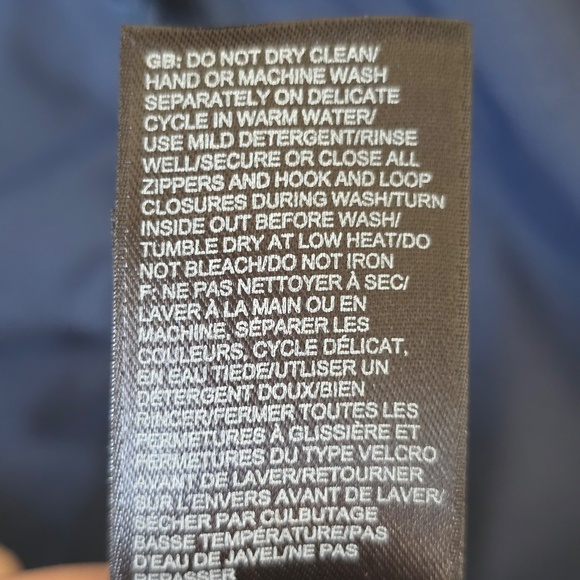 North Face Men's Dry Vent Hooded Rain Jacket - Medium - Picture 8 of 8